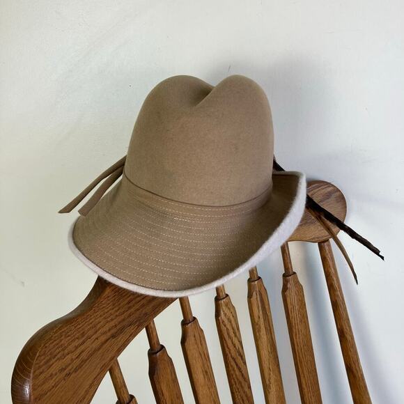 Mr John Womens Vintage Wool Fedora Hat Homburg Hat Feathers Small Brim Tan Cream - Picture 2 of 15